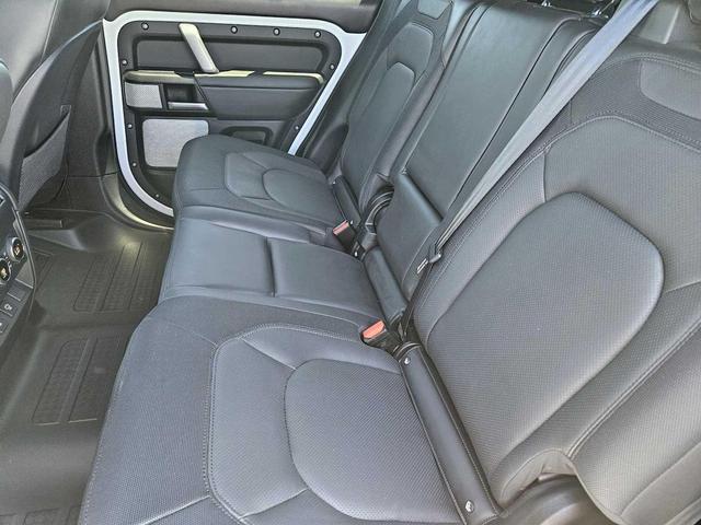 Photo of 2024 Fuji White Land Rover Defender