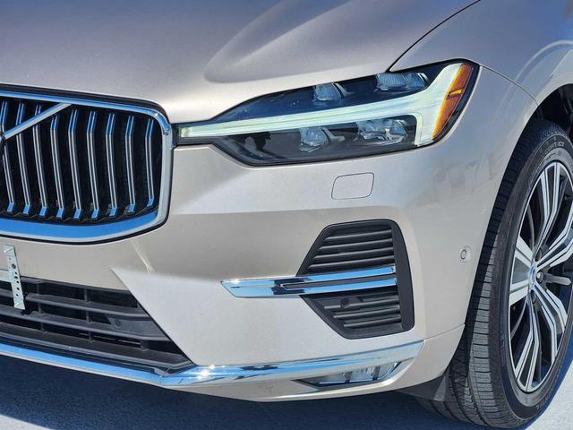 Photo of 2023 Bright Dusk Metallic Volvo XC60
