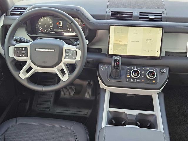 Photo of 2025 SANTORINI BLACK Land Rover Defender