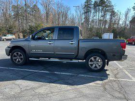 2010 Nissan Titan