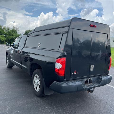 Photo of 2019 Midnight Black Metallic Toyota Tundra