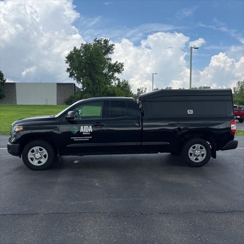 Photo of 2019 Midnight Black Metallic Toyota Tundra
