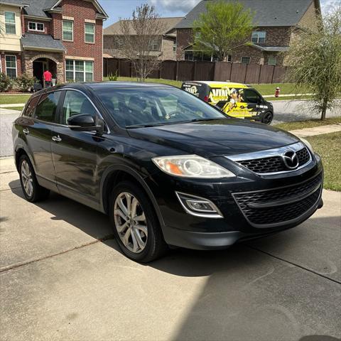 Photo of 2011 Brilliant Black Clearcoat Mazda CX-9