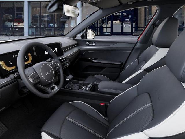 Photo of 2025 Red Kia K5