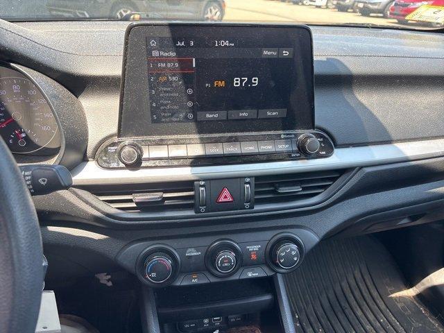 Photo of 2021 White Kia Forte