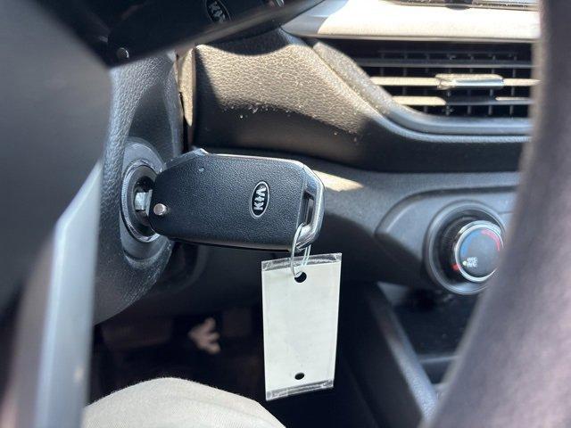 Photo of 2021 White Kia Forte