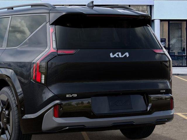 Photo of 2026 Gray Kia EV9