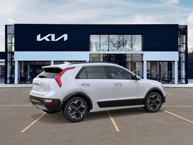 Photo of 2025 White Kia Niro EV
