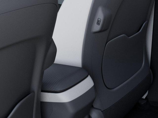 Photo of 2025 White Kia EV6