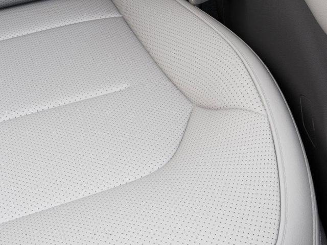 Photo of 2025 White Kia EV6