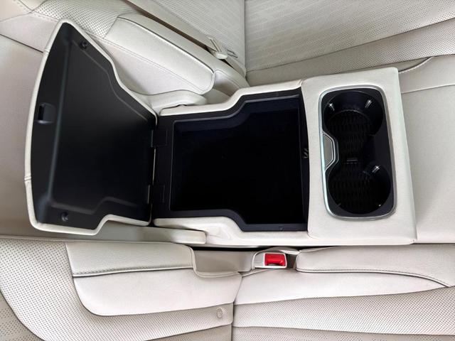 Photo of 2024 Silver Genesis GV80