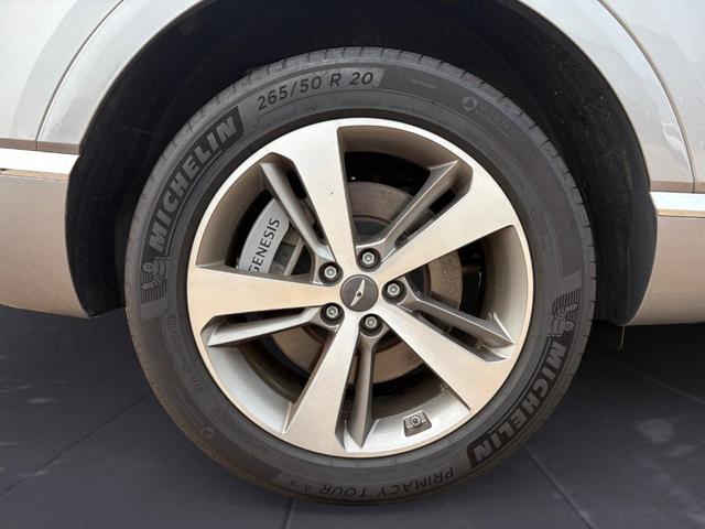 Photo of 2024 Silver Genesis GV80