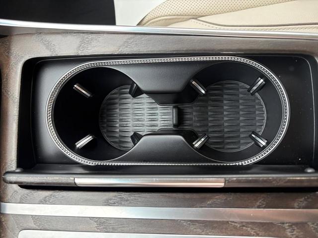 Photo of 2024 Silver Genesis GV80