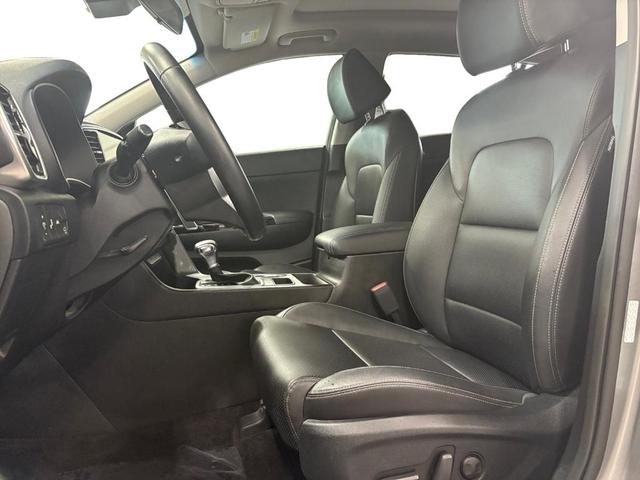 Photo of 2022 Gray Kia Sportage