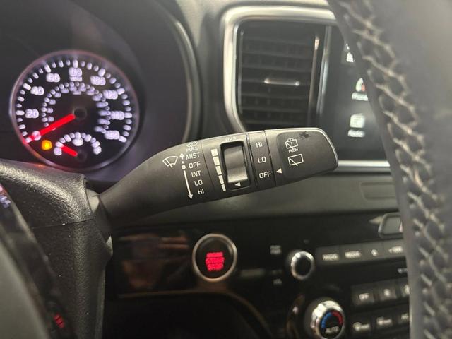 Photo of 2022 Gray Kia Sportage