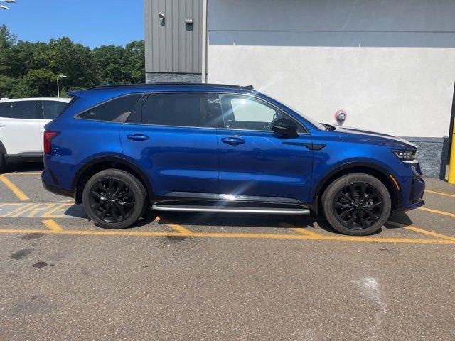 Photo of 2022 Blue Kia Sorento