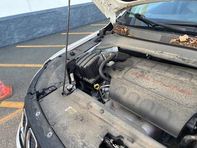 Photo of 2019 White Jeep Compass