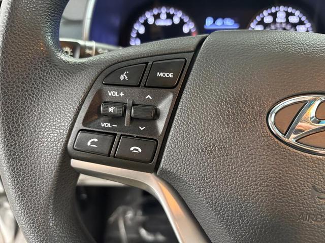 Photo of 2019 Dazzling White Hyundai TUCSON