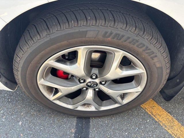 Photo of 2019 White Kia Sorento