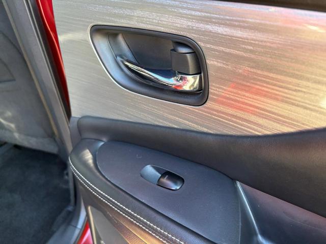 Photo of 2018 Red Nissan Murano
