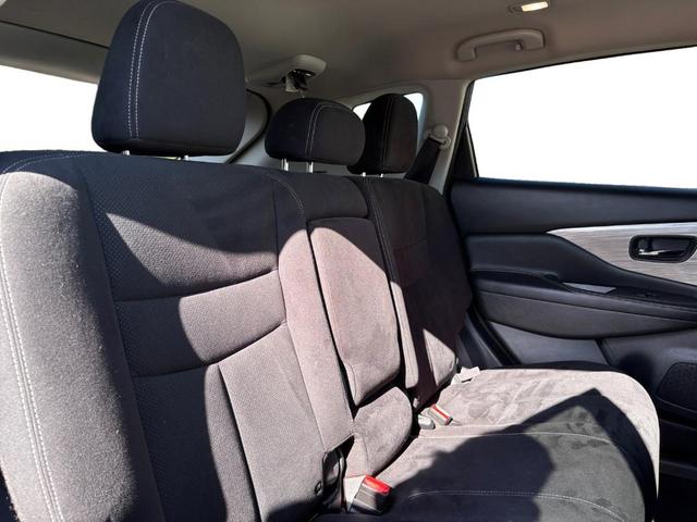 Photo of 2018 Red Nissan Murano