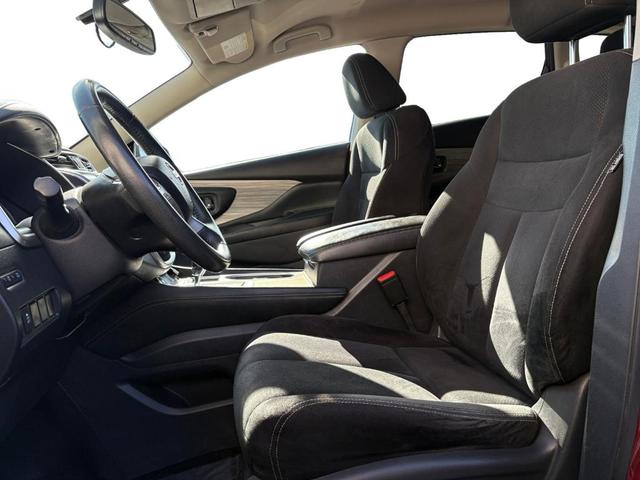 Photo of 2018 Red Nissan Murano