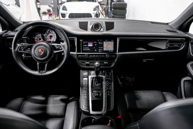 Photo of 2020 Carrara White Metallic Porsche Macan