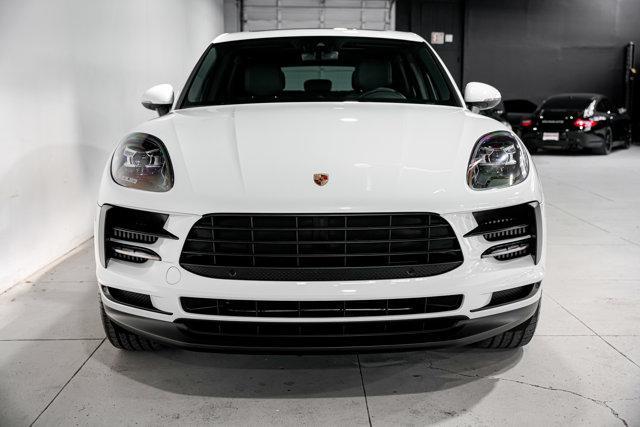 Photo of 2020 Carrara White Metallic Porsche Macan