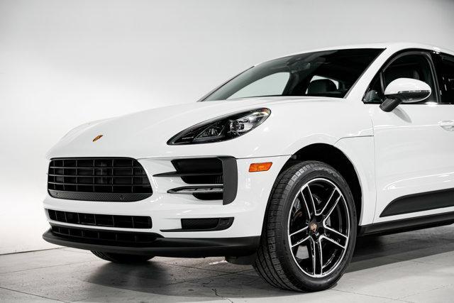 Photo of 2020 Carrara White Metallic Porsche Macan