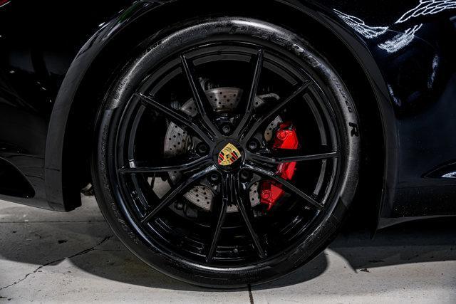 Photo of 2017 Jet Black Metallic Porsche 911