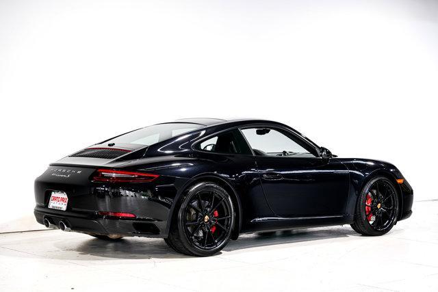 Photo of 2017 Jet Black Metallic Porsche 911