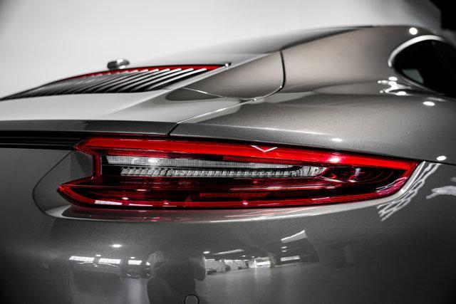 Photo of 2018 Agate Grey Metallic Porsche 911