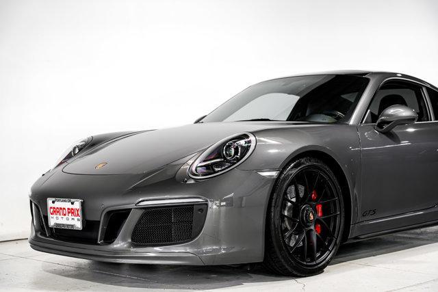 Photo of 2018 Agate Grey Metallic Porsche 911