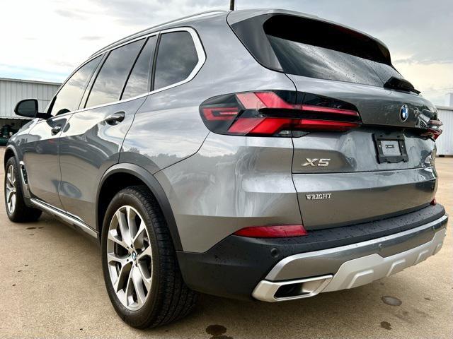 Photo of 2025 Skyscraper Grey Metallic BMW X5
