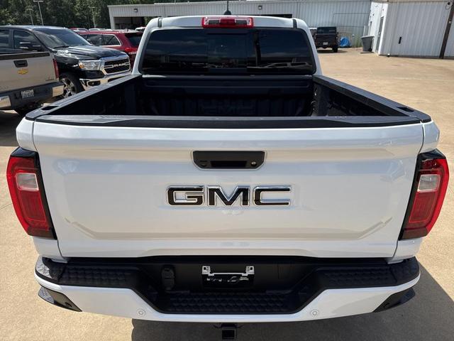 Photo of 2025 Summit White GMC Canyon