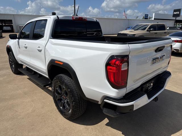 Photo of 2025 Summit White GMC Canyon