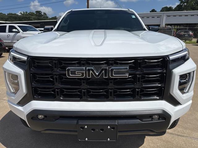 Photo of 2025 Summit White GMC Canyon