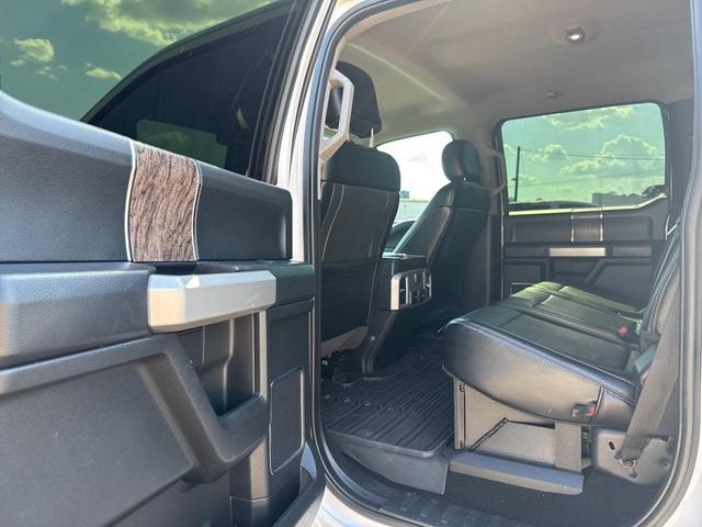 Photo of 2019 Oxford White Ford F-250
