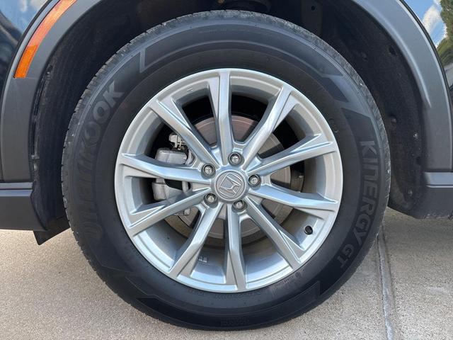Photo of 2025 sparkle silver metallic Honda CR-V