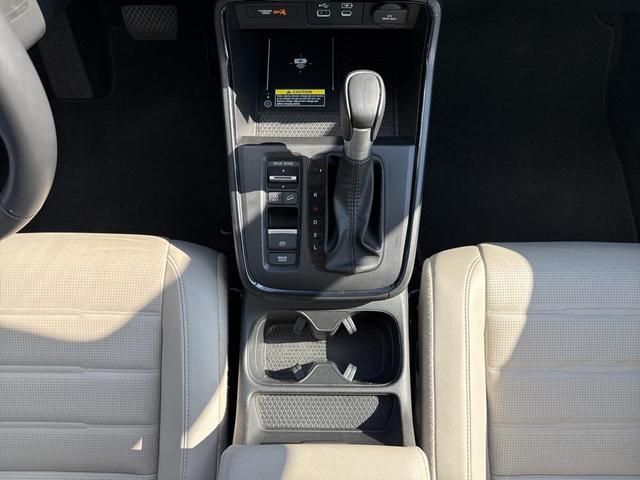 Photo of 2025 sparkle silver metallic Honda CR-V