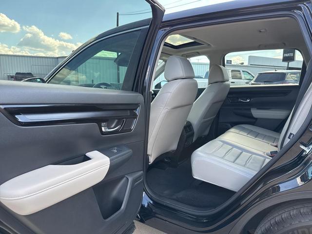 Photo of 2025 sparkle silver metallic Honda CR-V