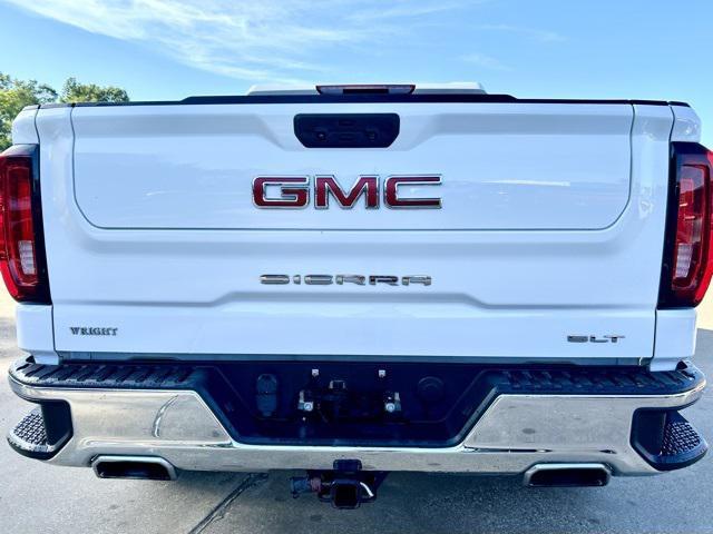 Photo of 2023 Summit White GMC Sierra 1500