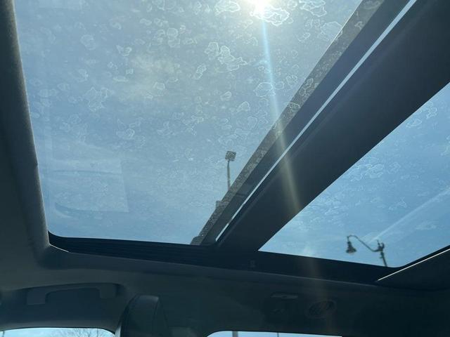 Photo of 2022 Silver Metallic Ford Explorer