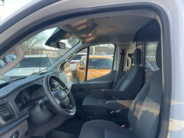 Photo of 2023 Oxford White Ford Transit-250