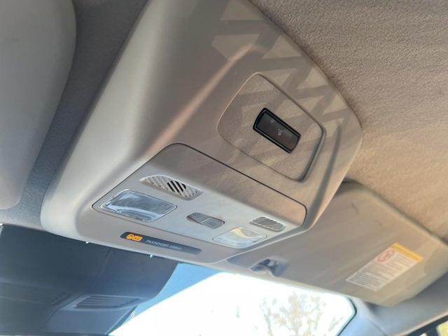 Photo of 2023 Oxford White Ford Transit-250