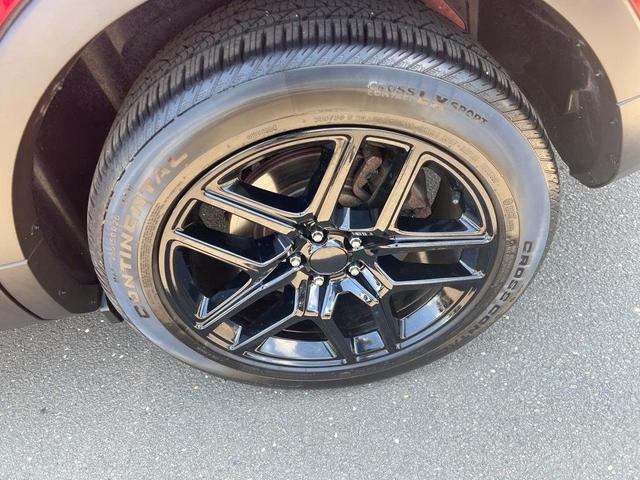Photo of 2018 Ruby Red Metallic Ford Explorer