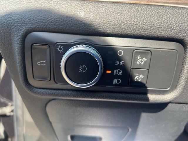 Photo of 2022 Agate Black Metallic Ford Explorer