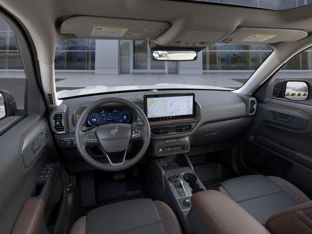 Photo of 2025 Oxford White Ford Bronco Sport