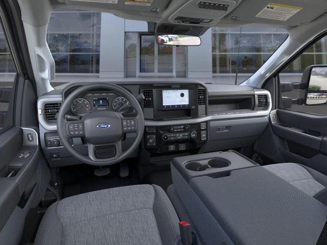 Photo of 2025 Carbonized Gray Metallic Ford F-250