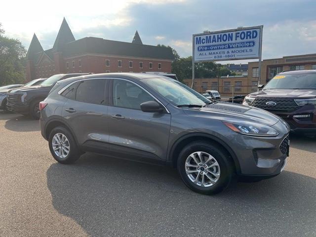 Photo of 2022 Carbonized Gray Metallic Ford Escape